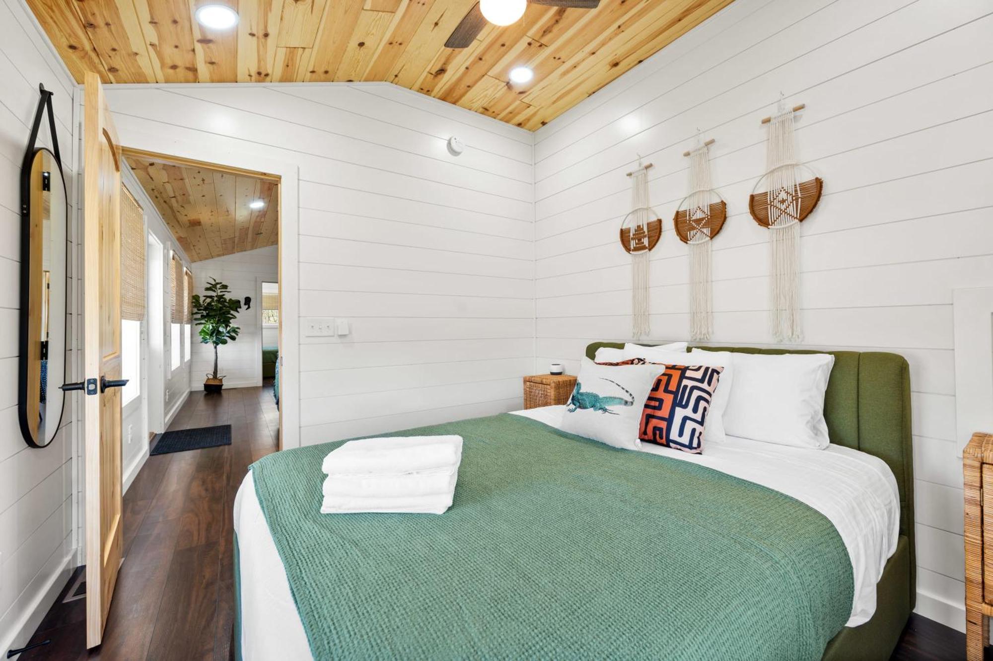 The Lodges At Eden Reserve - Pet Friendly Cabins Near Ark Williamstown Kültér fotó