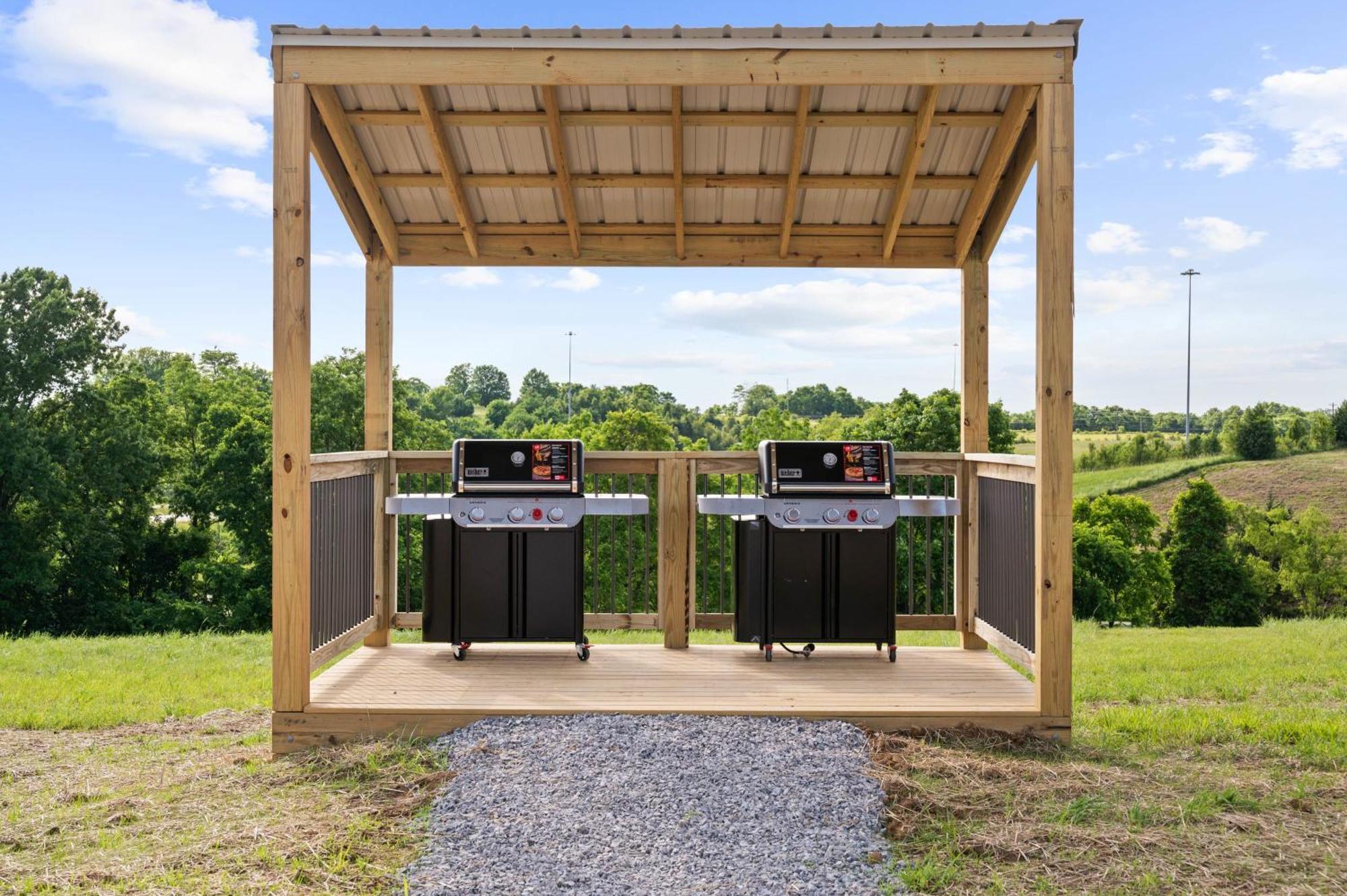 The Lodges At Eden Reserve - Pet Friendly Cabins Near Ark Williamstown Kültér fotó