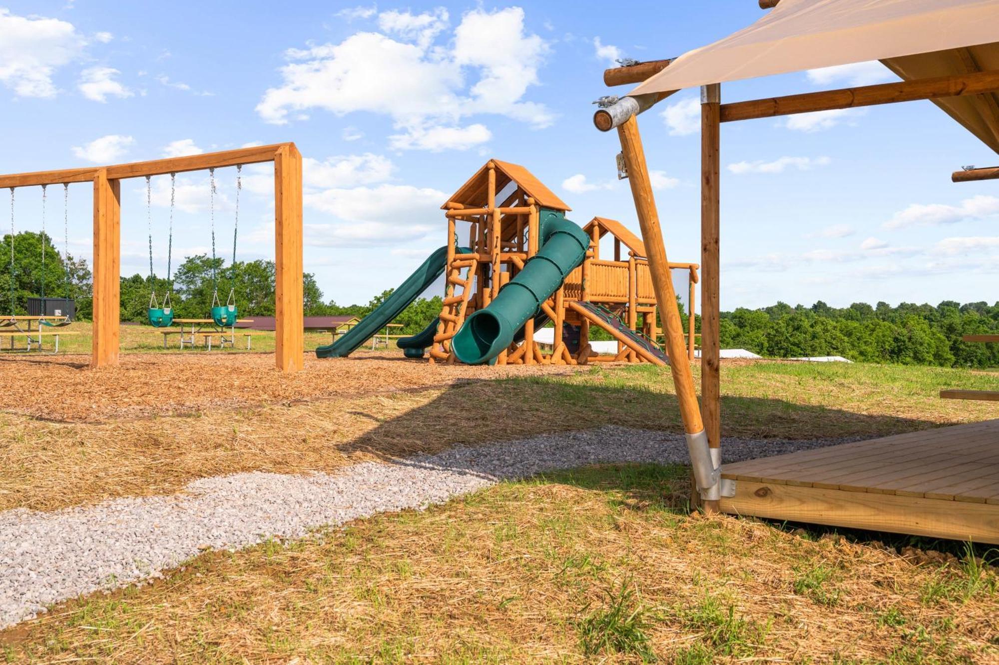 The Lodges At Eden Reserve - Pet Friendly Cabins Near Ark Williamstown Kültér fotó